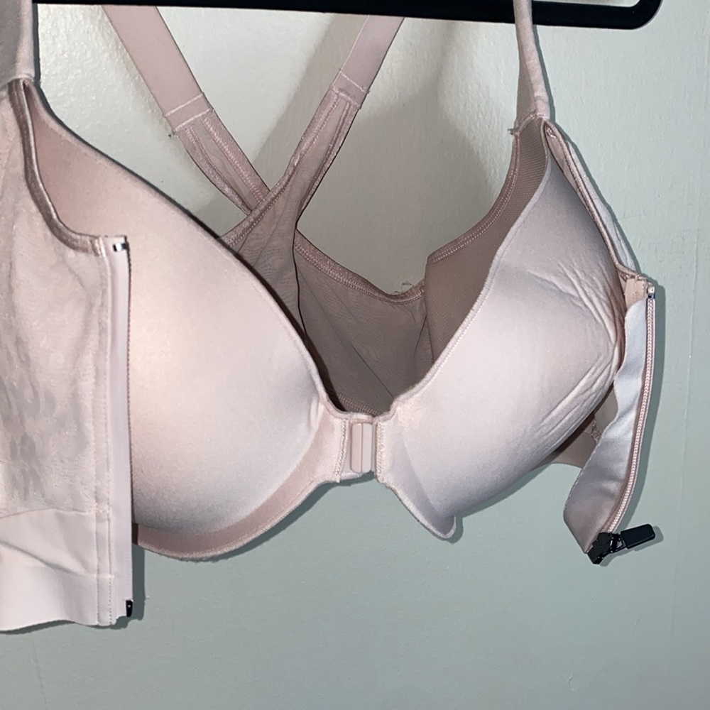 🎱Victoria’s Secret Knockout Front-Close Sports Bra Pink Leopard Women’s! - Picture 7 of 8